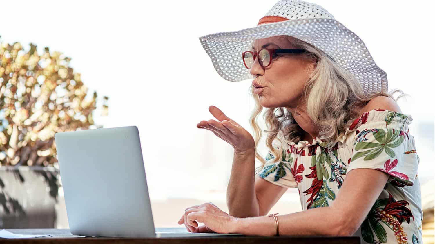 Safest Dating Sites for Seniors